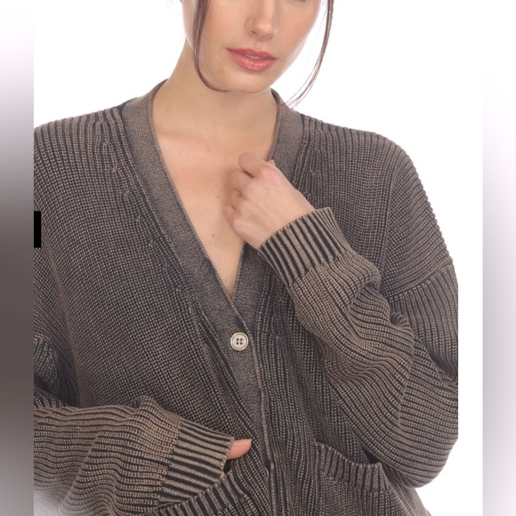 Hello Nite Sweaters - Hello Nite Alice Deep-V Cardigan in Ebony